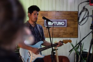 Rodolfo-04-tocando