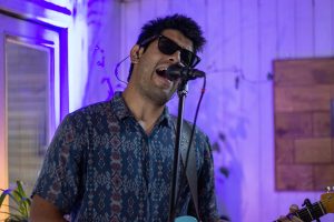 Rodolfo-06-cantando